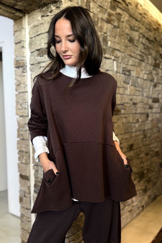 Sola Smart Tech Split Back Peplum Top Chocolate /15=